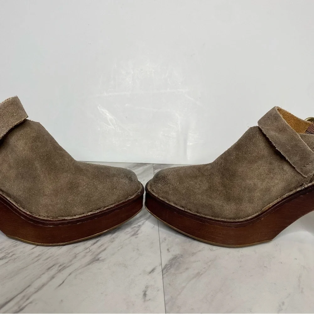 Born Devlyn Gray Heeled Clog 6M - Picture 6 of 13
